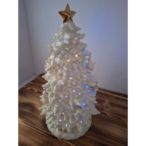 Mikasa KT275-925 Cream Holiday Tree, Illuminated, With Ornaments,‎ Tested W/ Box - Picture 1 of 16